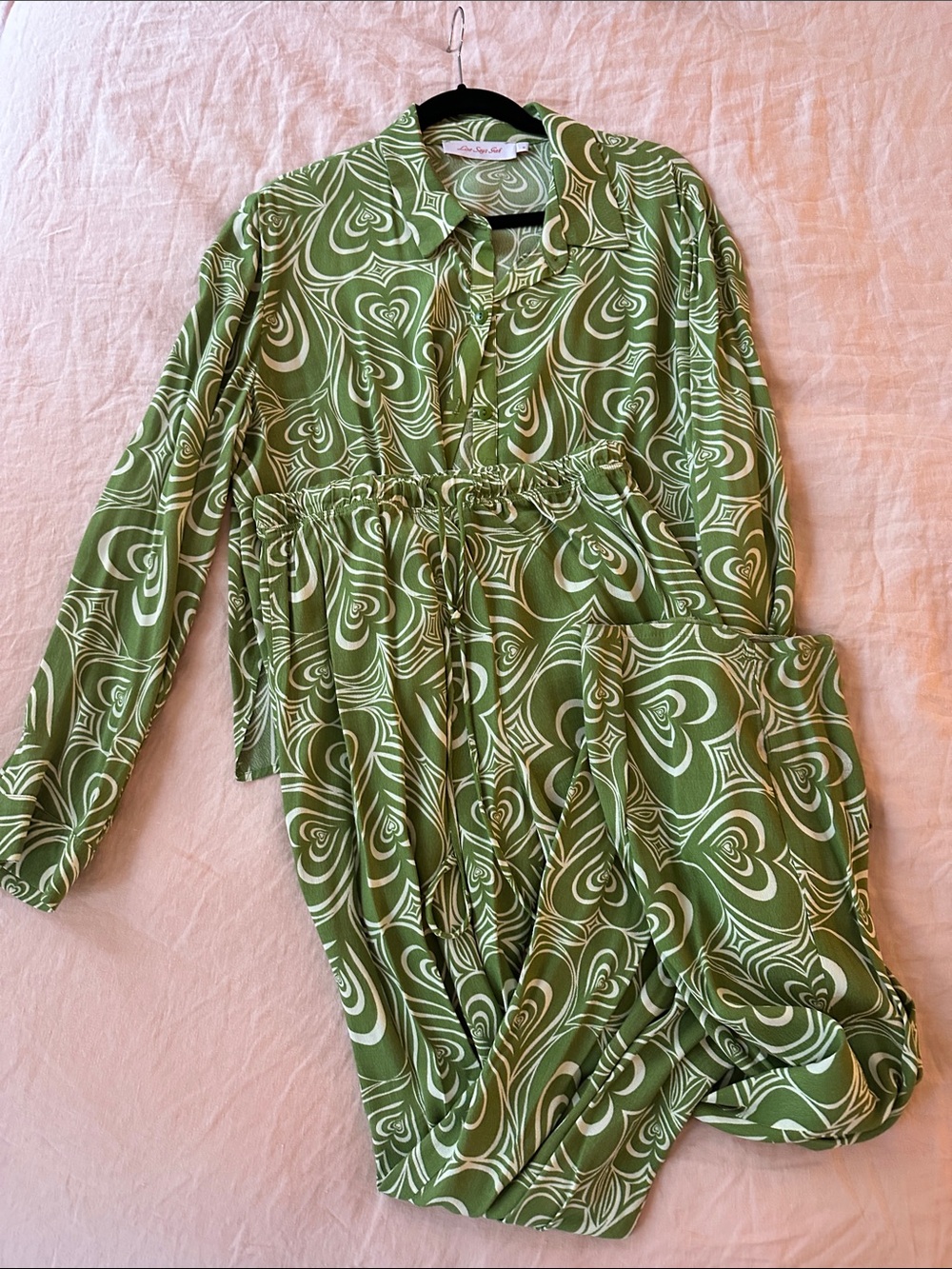 Lisa Says Gah green shirt and pant set